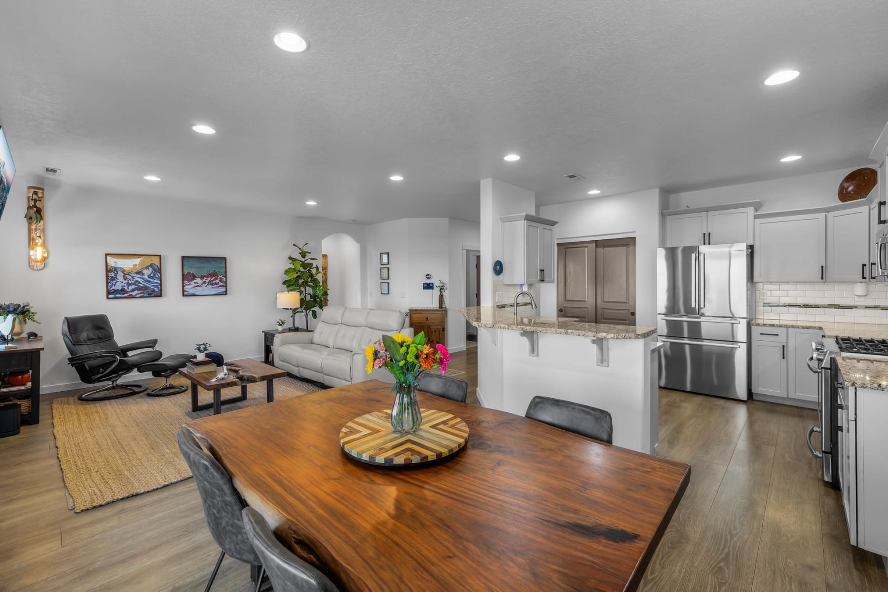  4431 SW Salmon Place Redmond, OR 97756 - 物件實景