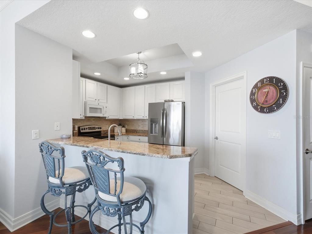 Tampa, Florida, 33602, United States, 2 Bedrooms Bedrooms, ,3 BathroomsBathrooms,Residential,For Sale,2003019