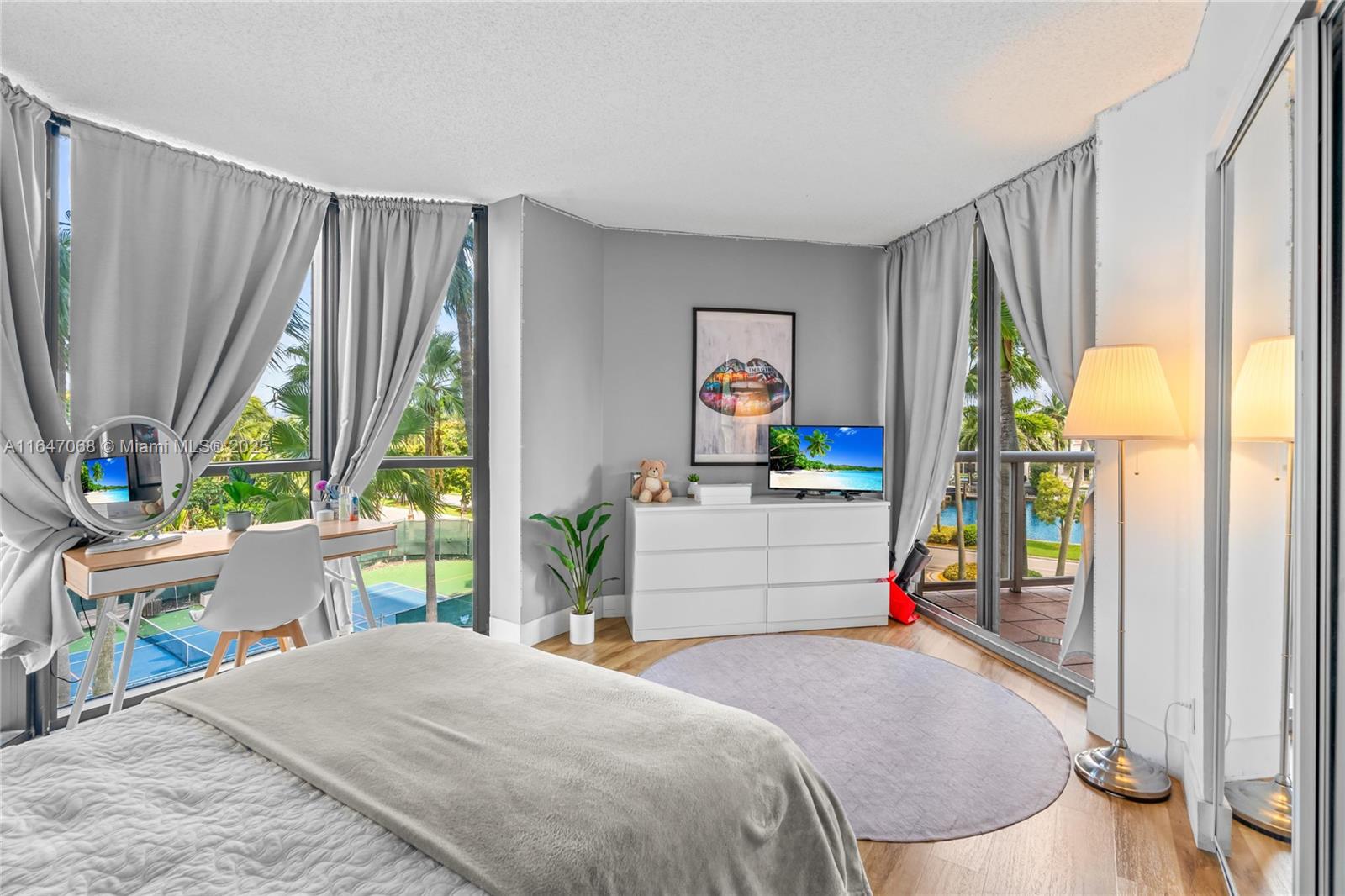 3598 Yacht Club Dr Unit 302, Aventura, Florida, 33180, United States, 3 Bedrooms Bedrooms, ,2 BathroomsBathrooms,Residential,For Sale,3598 Yacht Club Dr Unit 302,1622452