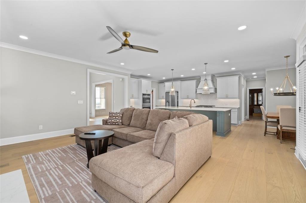 Powder Springs, Georgia, 30127, United States, 5 Bedrooms Bedrooms, ,4 BathroomsBathrooms,Residential,For Sale,1837937