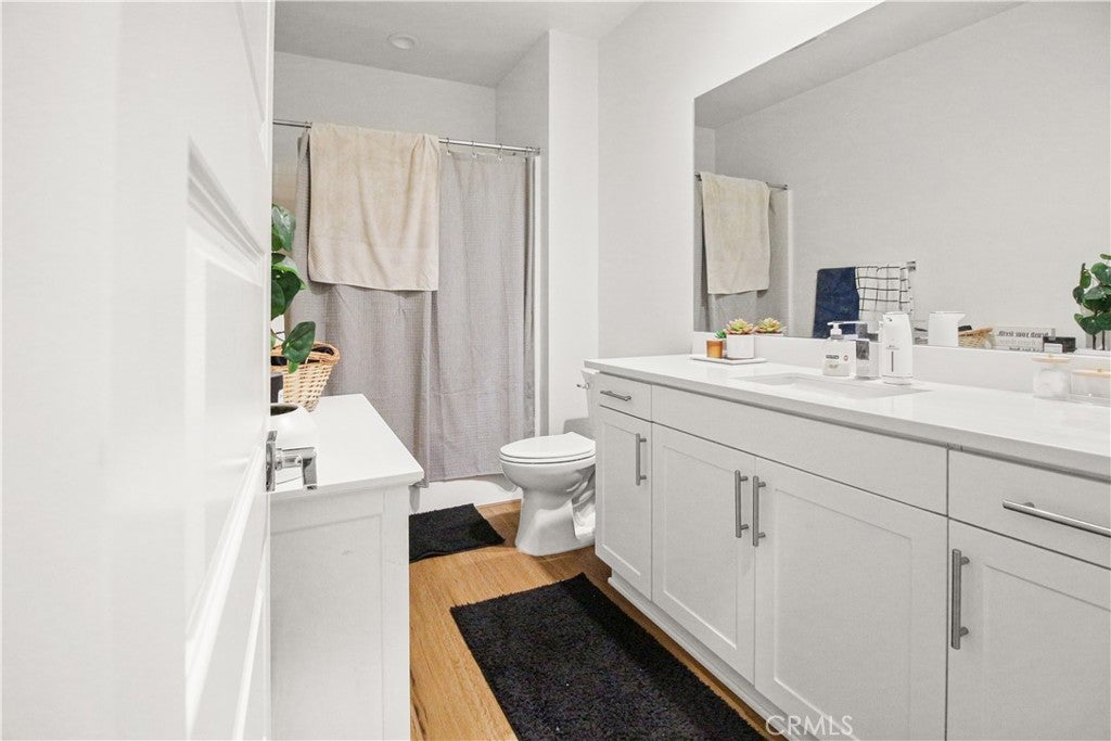 Hesperia, California, 92344, United States, 4 Bedrooms Bedrooms, ,3 BathroomsBathrooms,Residential,For Sale,2016924