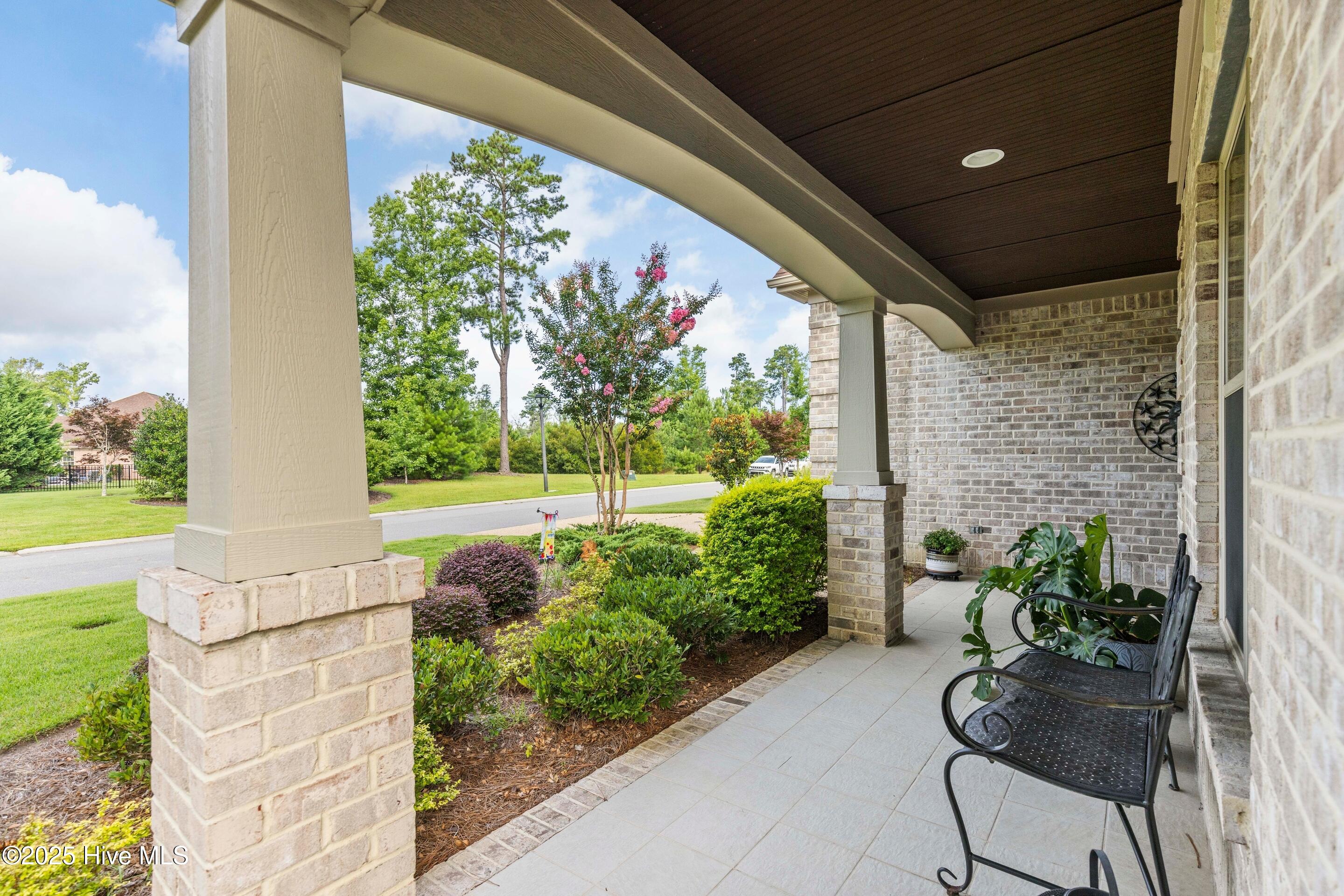 Castle Hayne, North Carolina, 28429, United States, 4 Bedrooms Bedrooms, ,3 BathroomsBathrooms,Residential,For Sale,1898806
