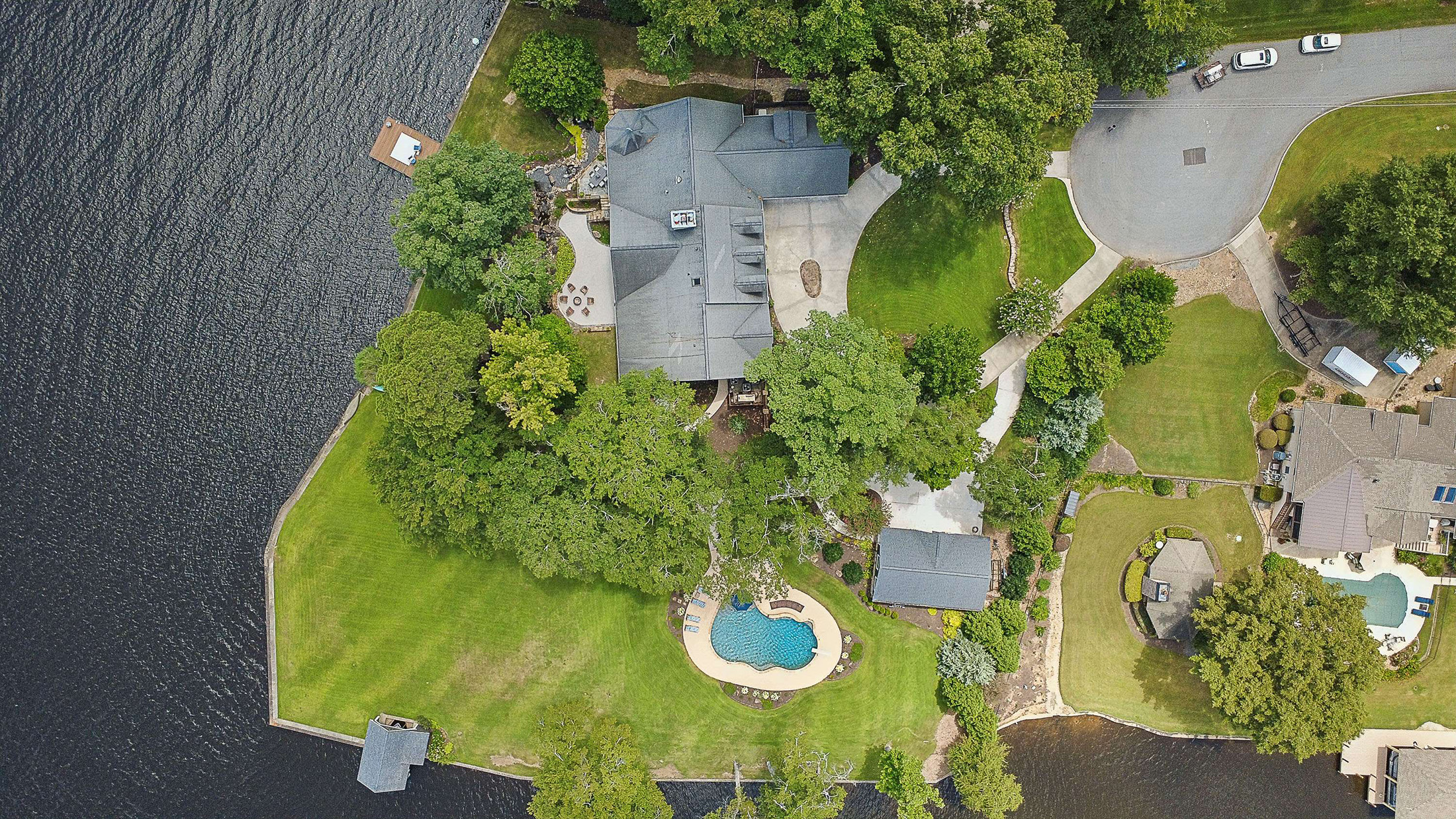  Lake Peachtree