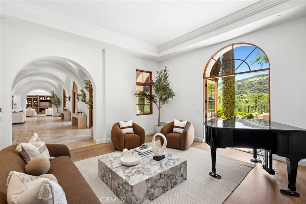 Irvine, California, 92603, United States, 5 Bedrooms Bedrooms, ,7 BathroomsBathrooms,Residential,For Sale,1906095