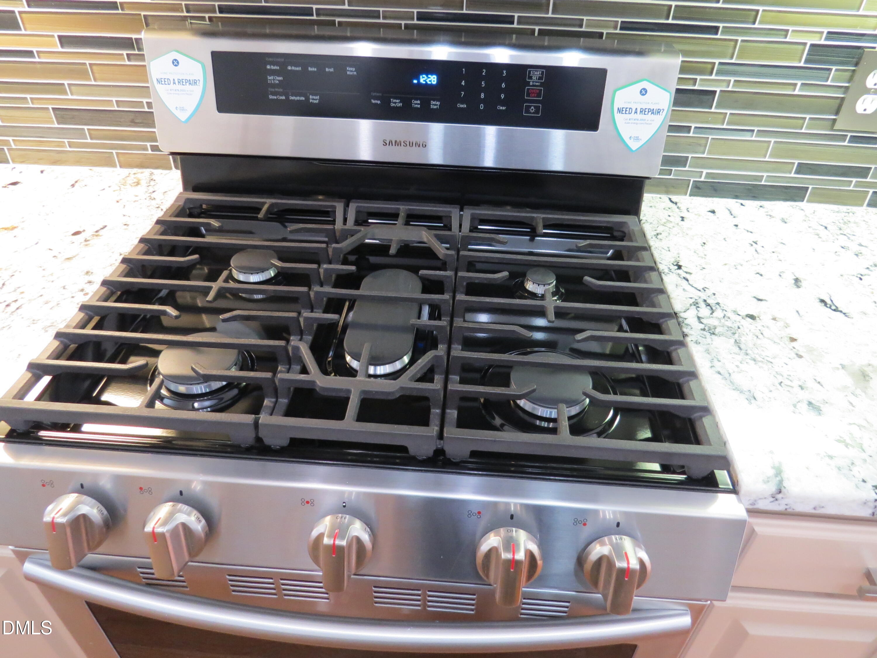 Raleigh, North Carolina, 27612, United States, 3 Bedrooms Bedrooms, ,3 BathroomsBathrooms,Residential,For Sale,1996070