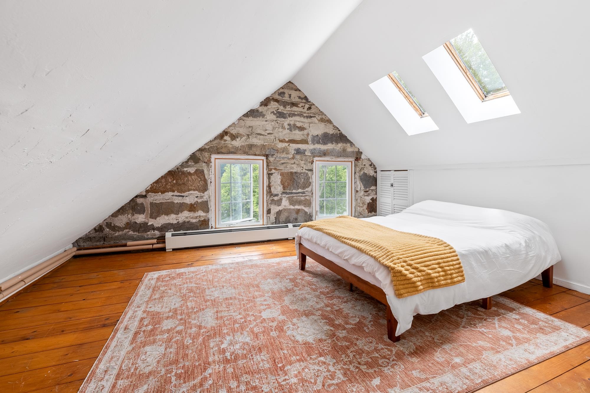 Lyme, New Hampshire, 03768, United States, 3 Bedrooms Bedrooms, ,2 BathroomsBathrooms,Residential,For Sale,1862364