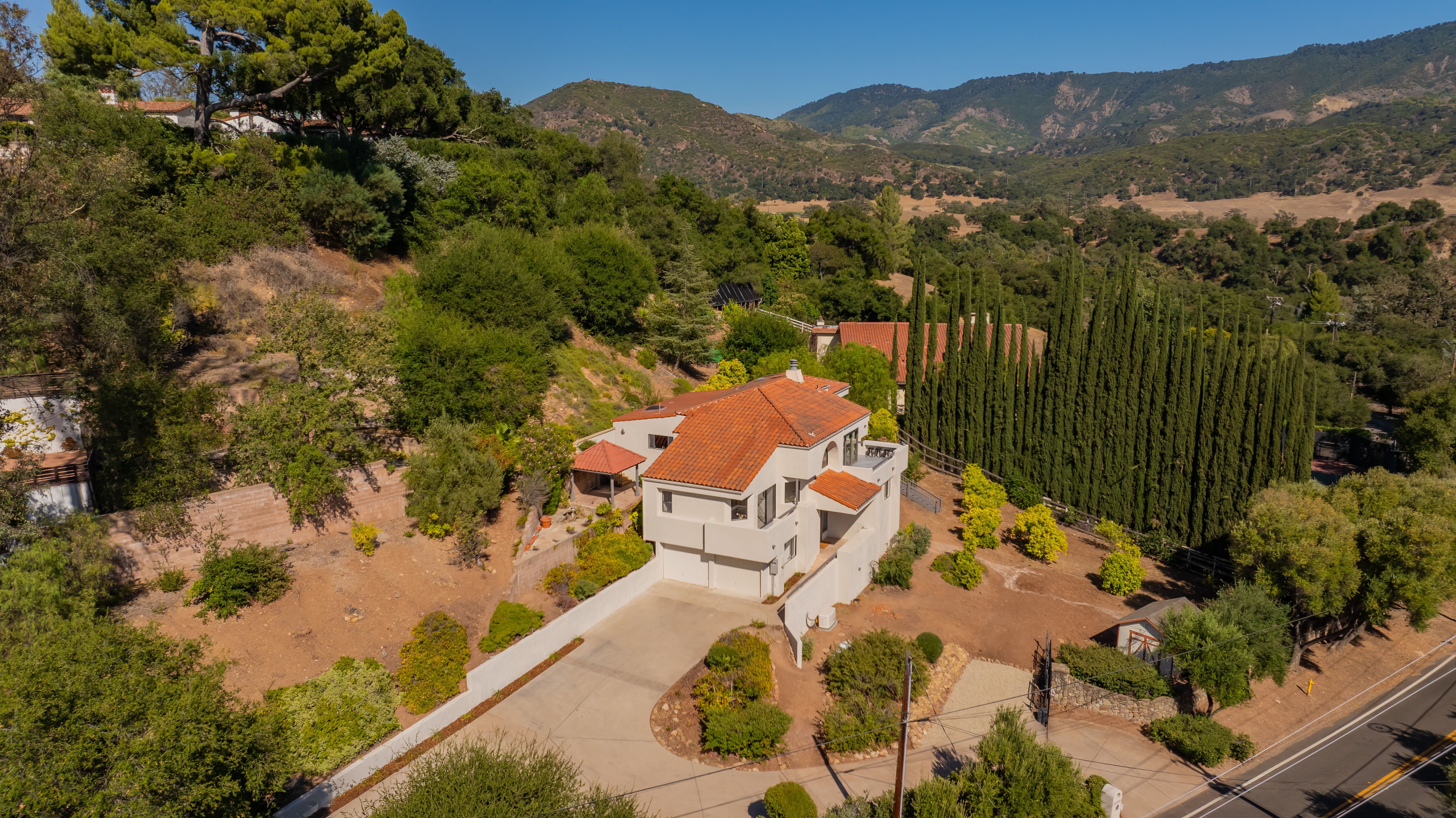  1008 Country Club Drive, Ojai, CA 93023 - 物件實景
