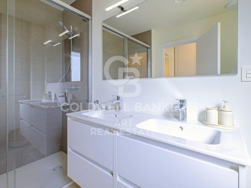 Casares, Andalusia, ES, 3 Bedrooms Bedrooms, ,2 BathroomsBathrooms,Residential,For Sale,1803983