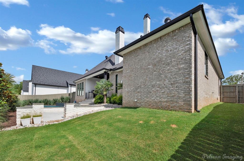 Shreveport, Louisiana, 71106, United States, 4 Bedrooms Bedrooms, ,4 BathroomsBathrooms,Residential,For Sale,1751333