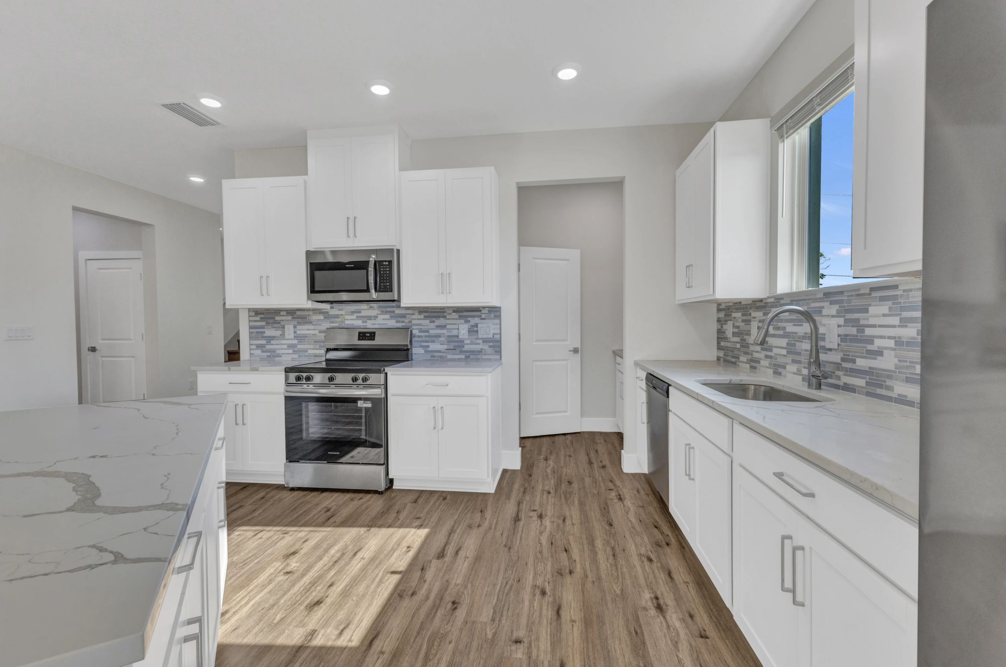 Port Charlotte, Florida, 33981, United States, 4 Bedrooms Bedrooms, ,3 BathroomsBathrooms,Residential,For Sale,1954772