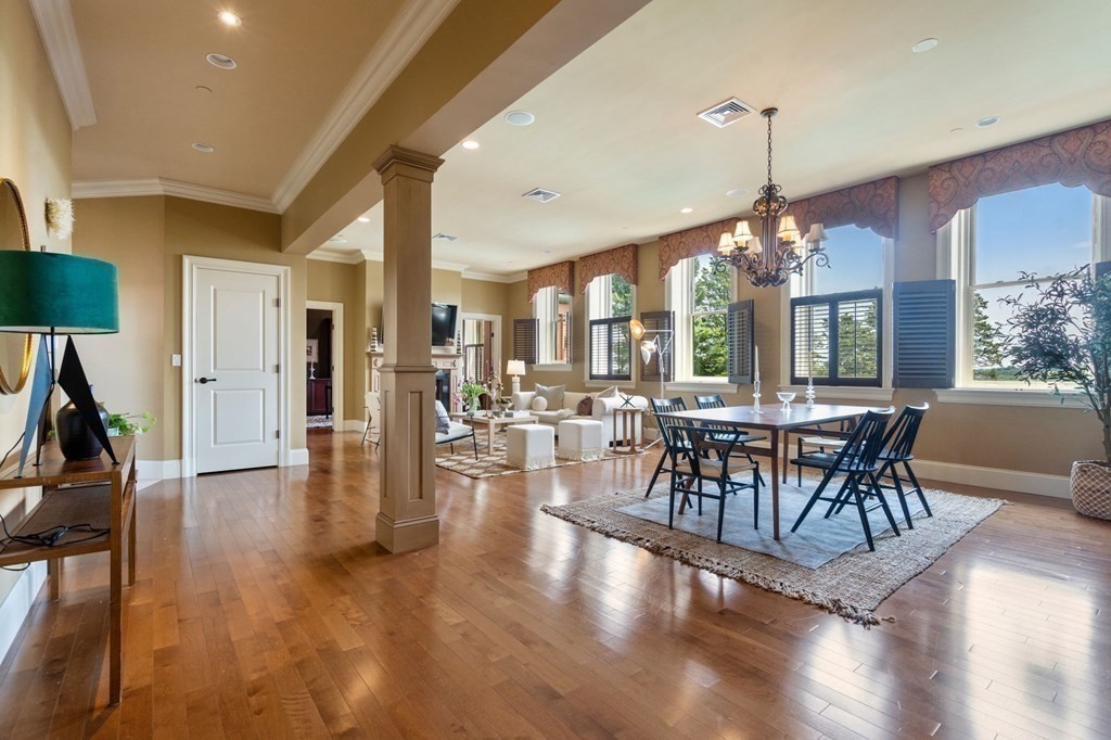 Brookline, Massachusetts, 02445, United States, 2 Bedrooms Bedrooms, ,3 BathroomsBathrooms,Residential,For Sale,1898369