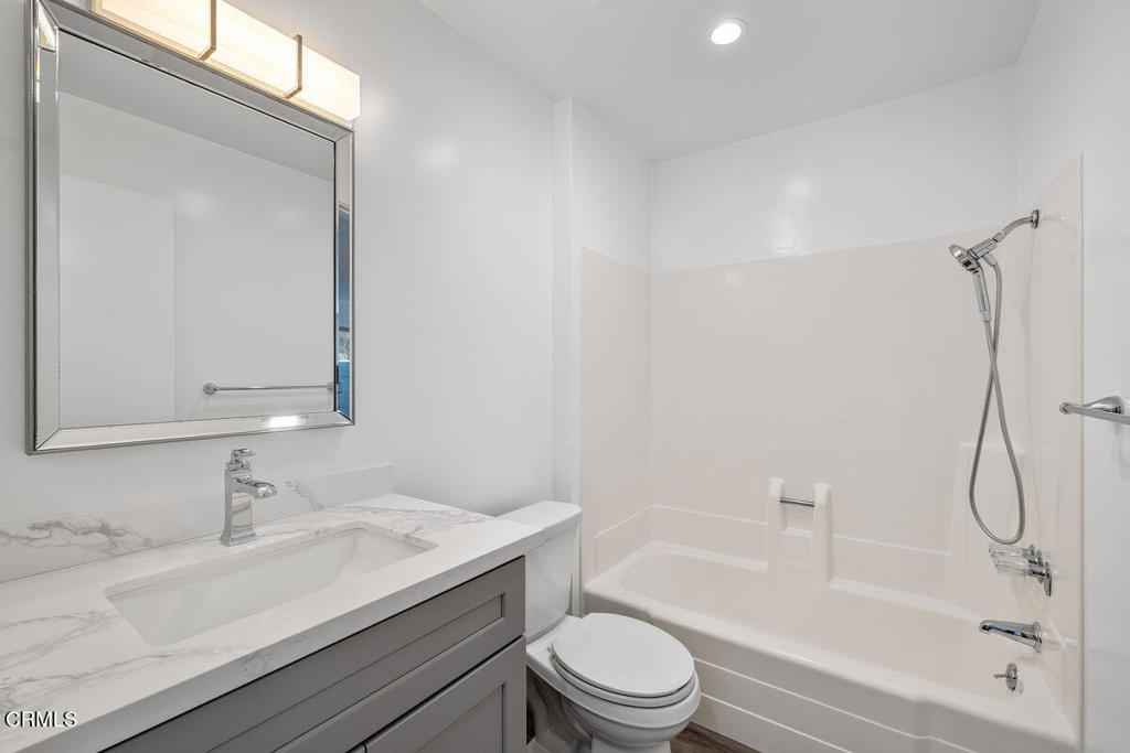 Oxnard, California, 93035, United States, 1 Bedroom Bedrooms, ,1 BathroomBathrooms,Residential,For Sale,2008159