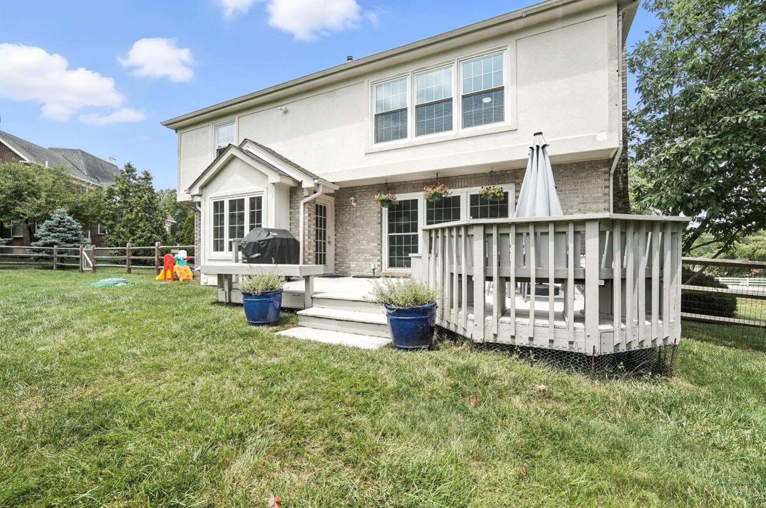 Blue Ash, Ohio, 45241, United States, 4 Bedrooms Bedrooms, ,4 BathroomsBathrooms,Residential,For Sale,1902306
