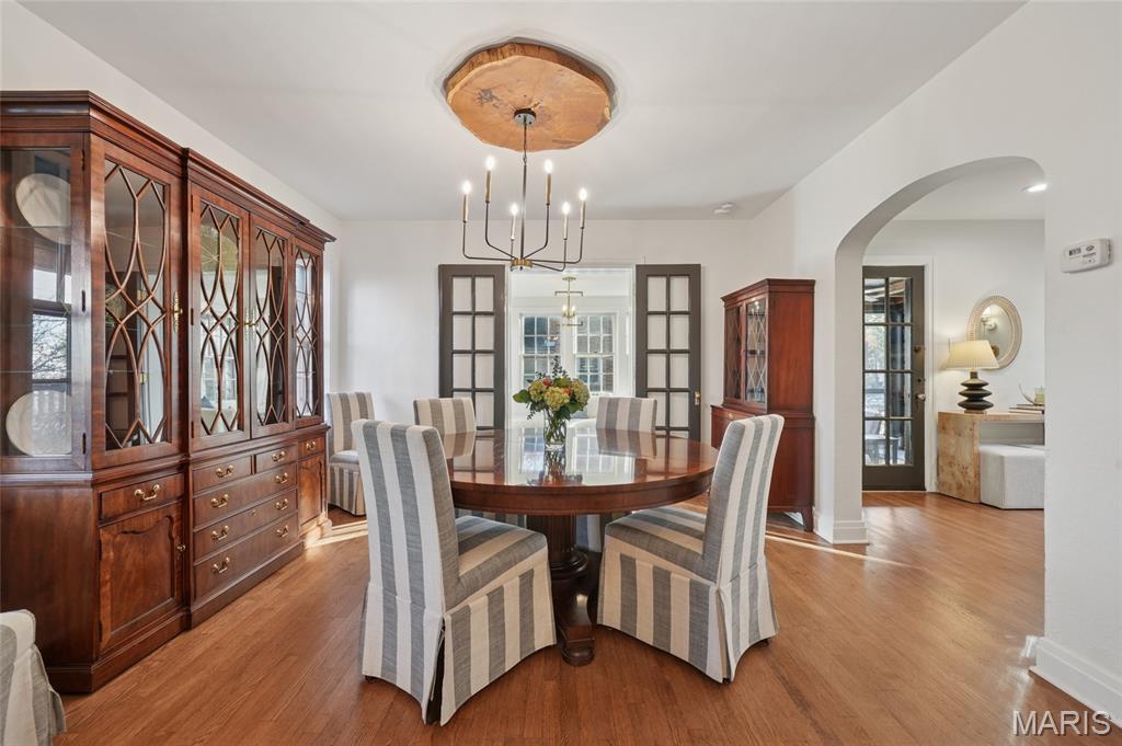 Kirkwood, Missouri, 63122, United States, 3 Bedrooms Bedrooms, ,4 BathroomsBathrooms,Residential,For Sale,2002227