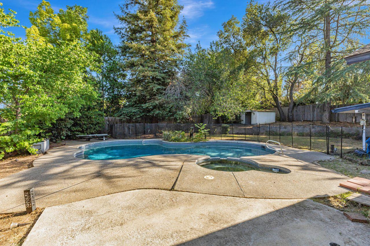 Fair Oaks, California, 95628, United States, 4 Bedrooms Bedrooms, ,3 BathroomsBathrooms,Residential,For Sale,1992931