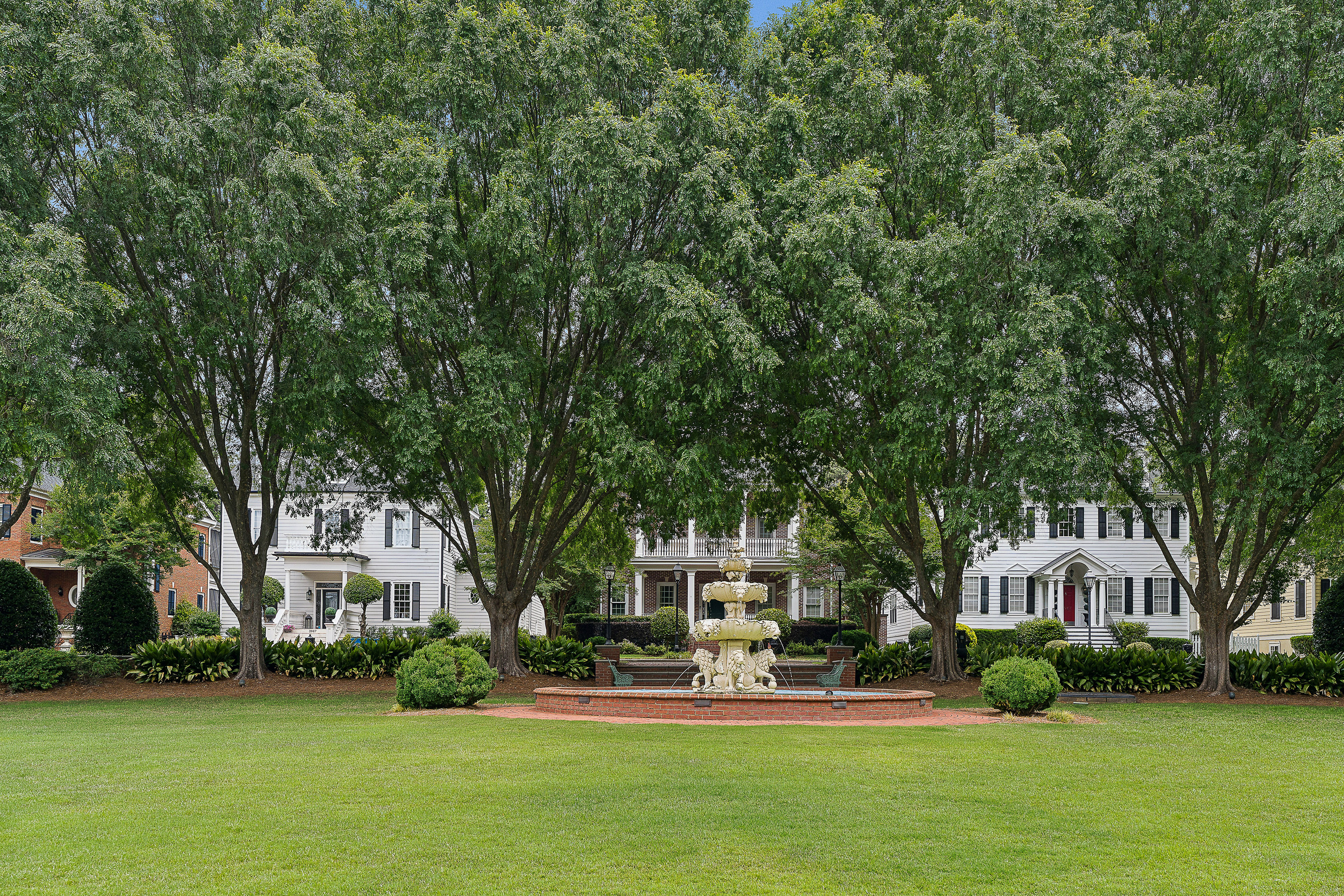  Timeless Southern Architecture, Luxury Living, and Unmatched Community Charm - 物件實景