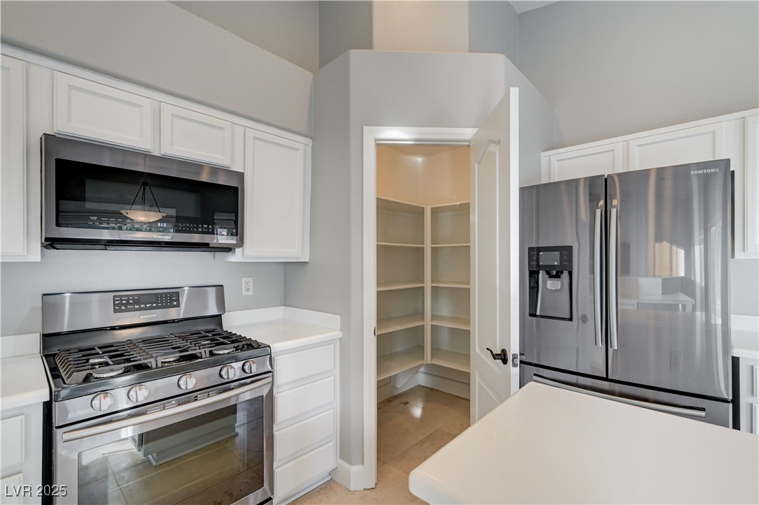 Las Vegas, Nevada, 89141, United States, 3 Bedrooms Bedrooms, ,3 BathroomsBathrooms,Residential,For Sale,1988947