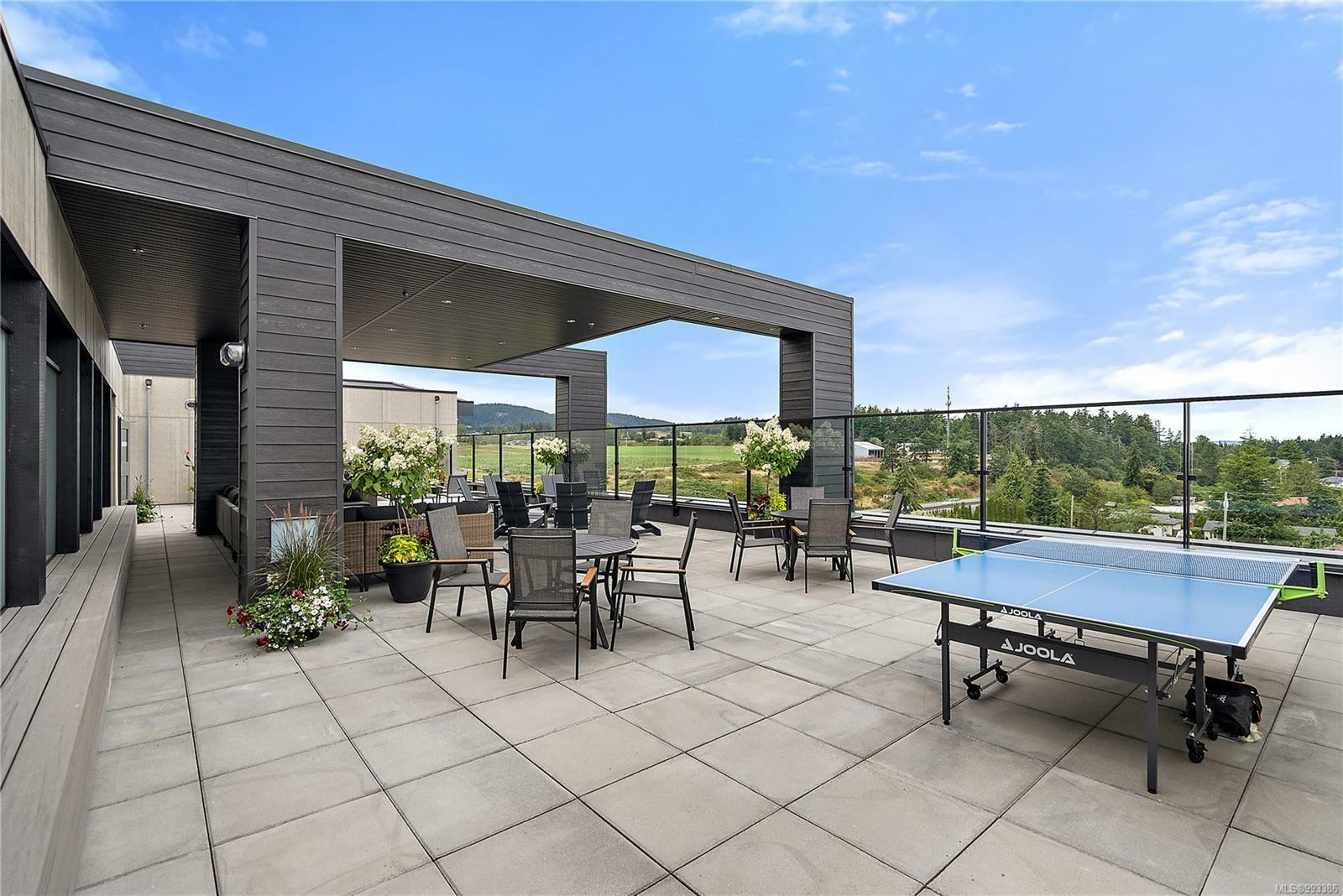 CENTRAL SAANICH, British Columbia, V8M 0B9, CA, 1 Bedroom Bedrooms, ,Residential,For Sale,1891778