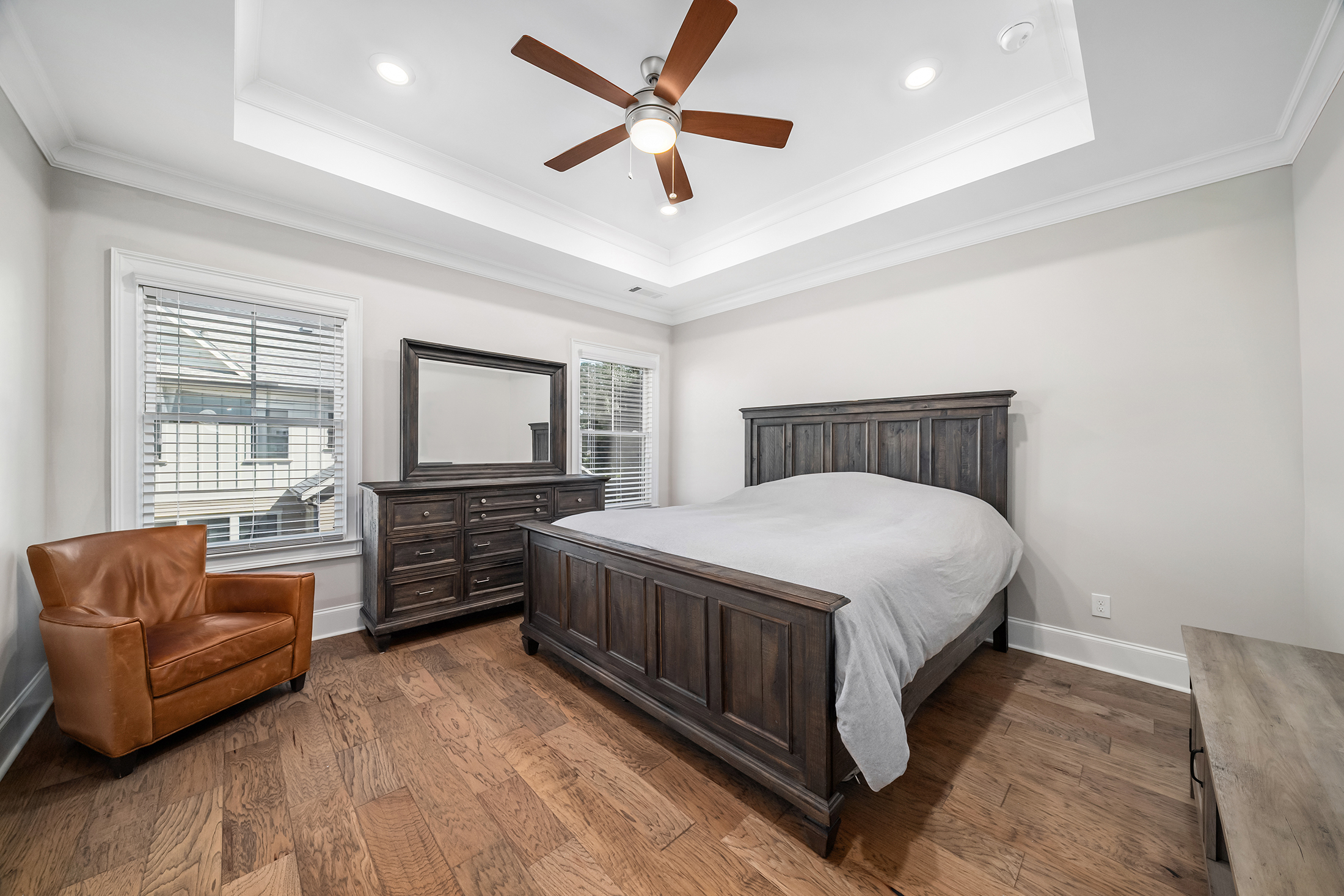  Beautifully Appointed Three-story Townhome - 物件實景
