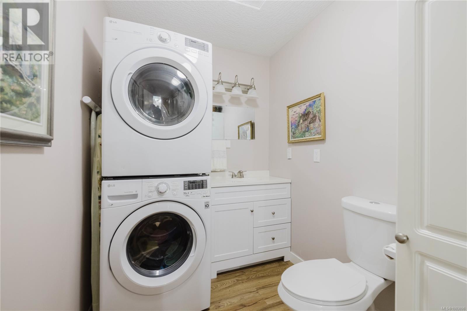 COLWOOD, British Columbia, V9B 5P8, CA, 2 Bedrooms Bedrooms, ,3 BathroomsBathrooms,Residential,For Sale,1913272