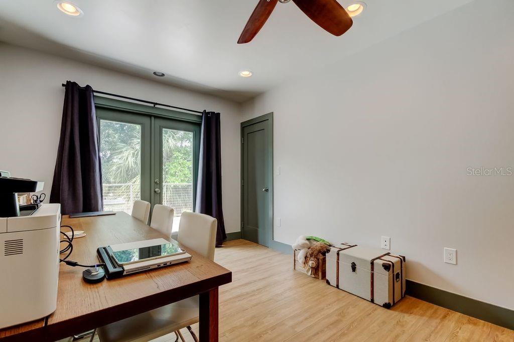St Petersburg, Florida, 33701, United States, 3 Bedrooms Bedrooms, ,4 BathroomsBathrooms,Residential,For Sale,1895671