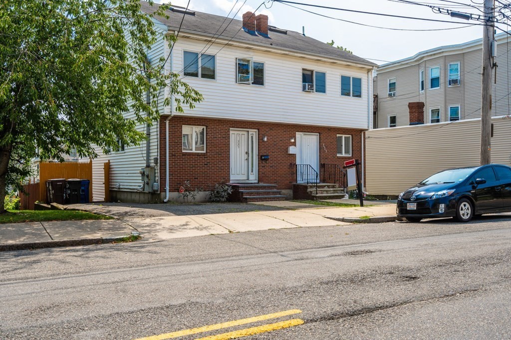 Revere, Massachusetts, 02151, United States, 5 Bedrooms Bedrooms, ,3 BathroomsBathrooms,Residential,For Sale,1937868