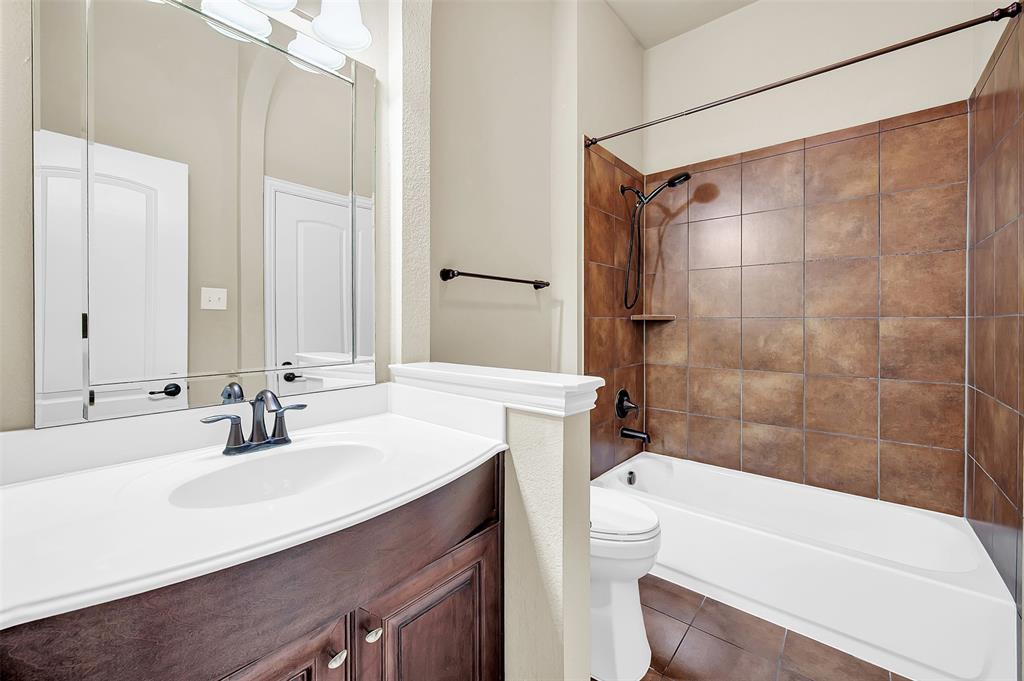 Grand Prairie, Texas, 75054, United States, 4 Bedrooms Bedrooms, ,4 BathroomsBathrooms,Residential,For Sale,1977101