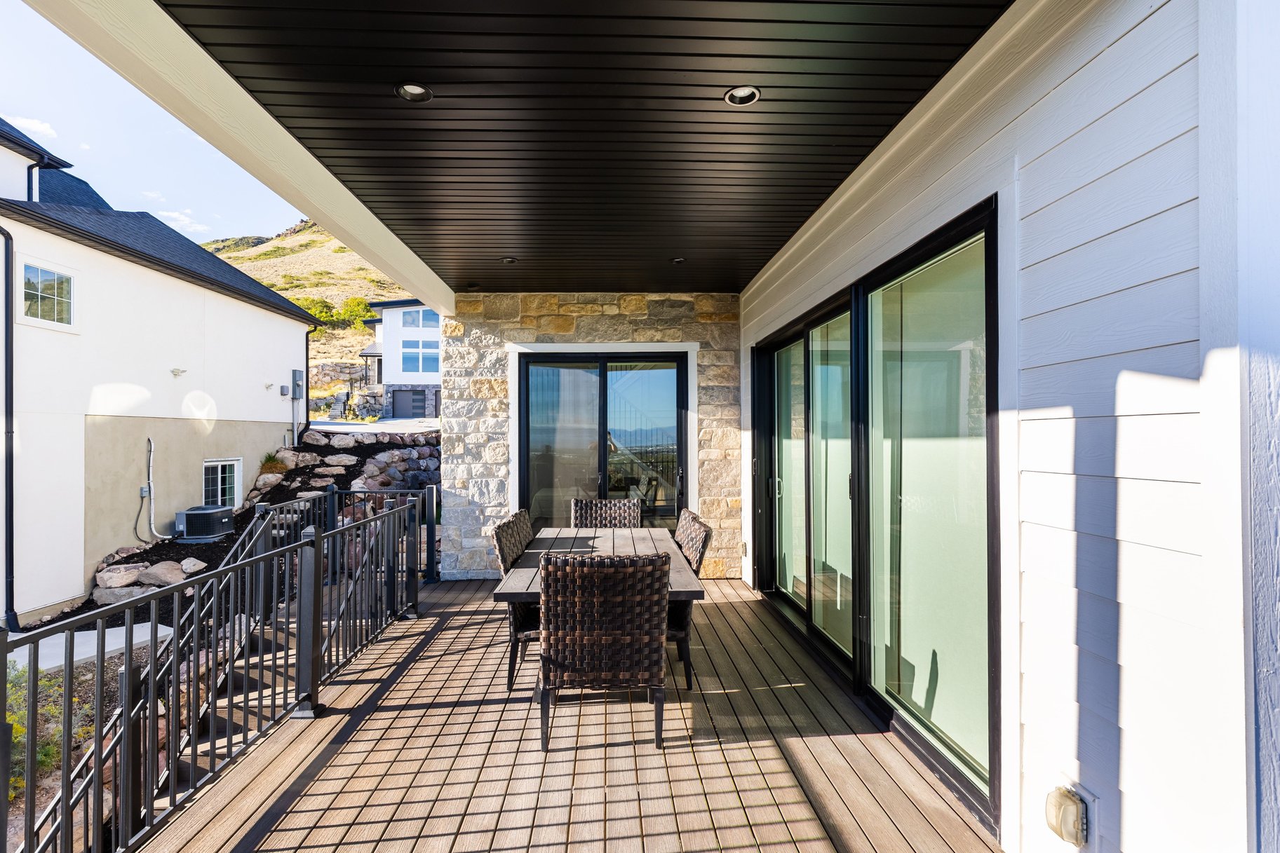  where  exceptional design meets elevated living - 物件實景