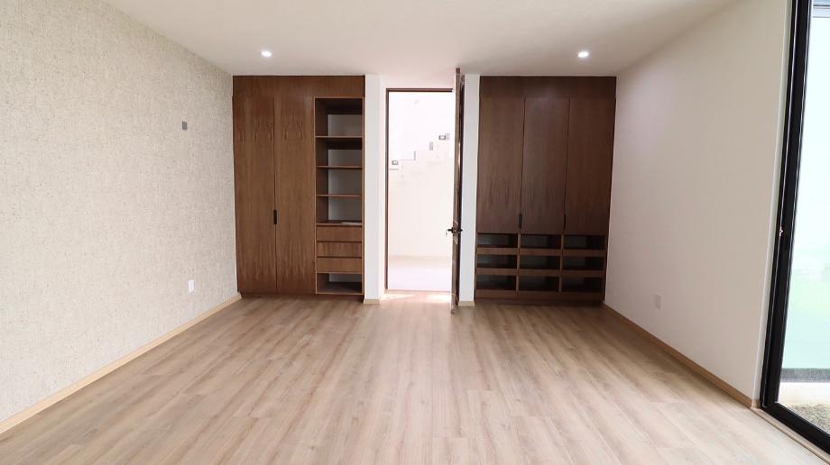 Colegio Militar, Morelia, Michoacán de Ocampo, 58260, Mexico, 3 Bedrooms Bedrooms, ,3 BathroomsBathrooms,Residential,For Sale,Colegio Militar,1616740