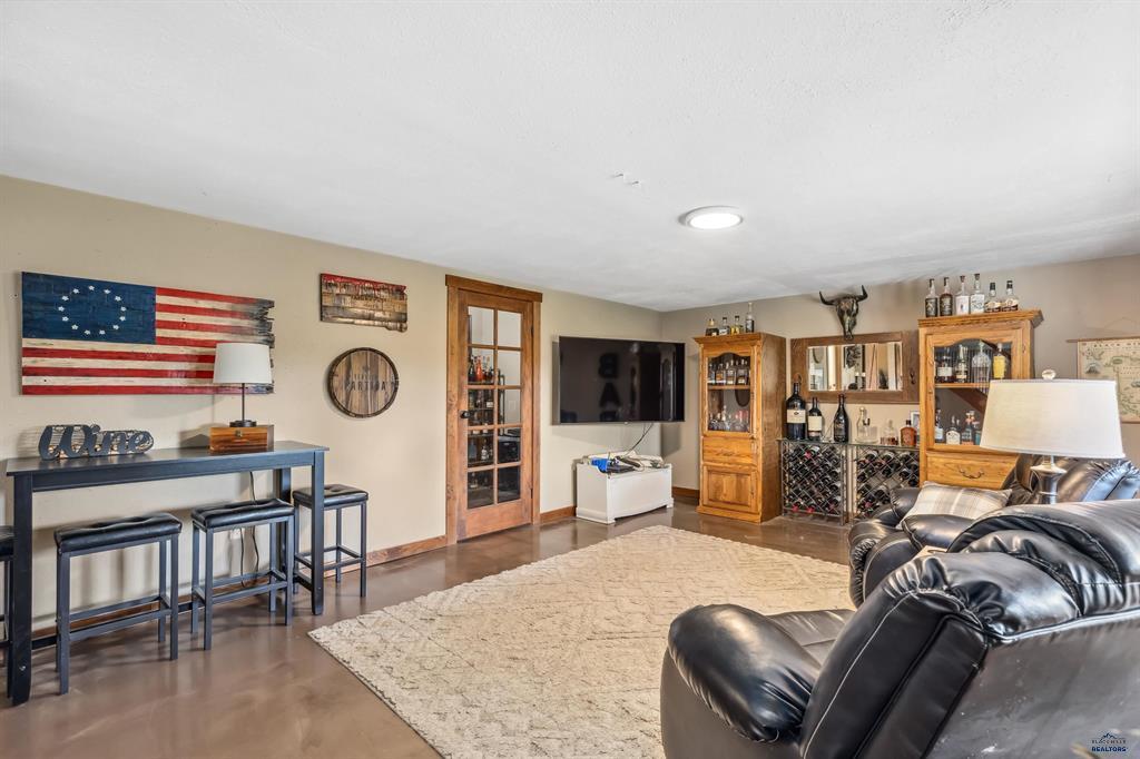 Rapid City, South Dakota, 57702, United States, 4 Bedrooms Bedrooms, ,2 BathroomsBathrooms,Residential,For Sale,1878563