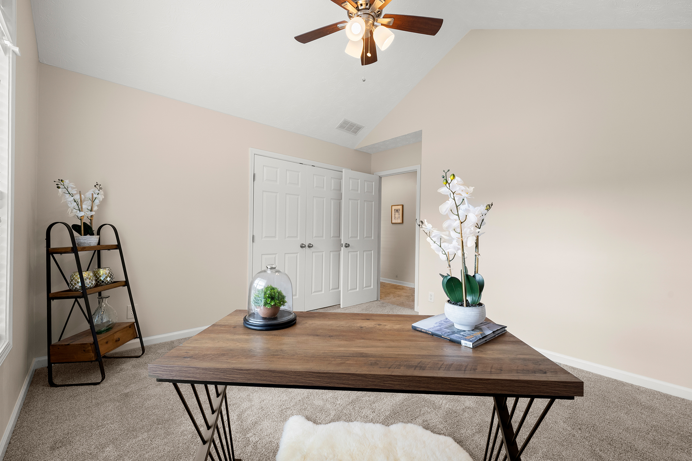  Immaculately Maintained, Brick-Front, Step-Less Ranch Home - 物件實景