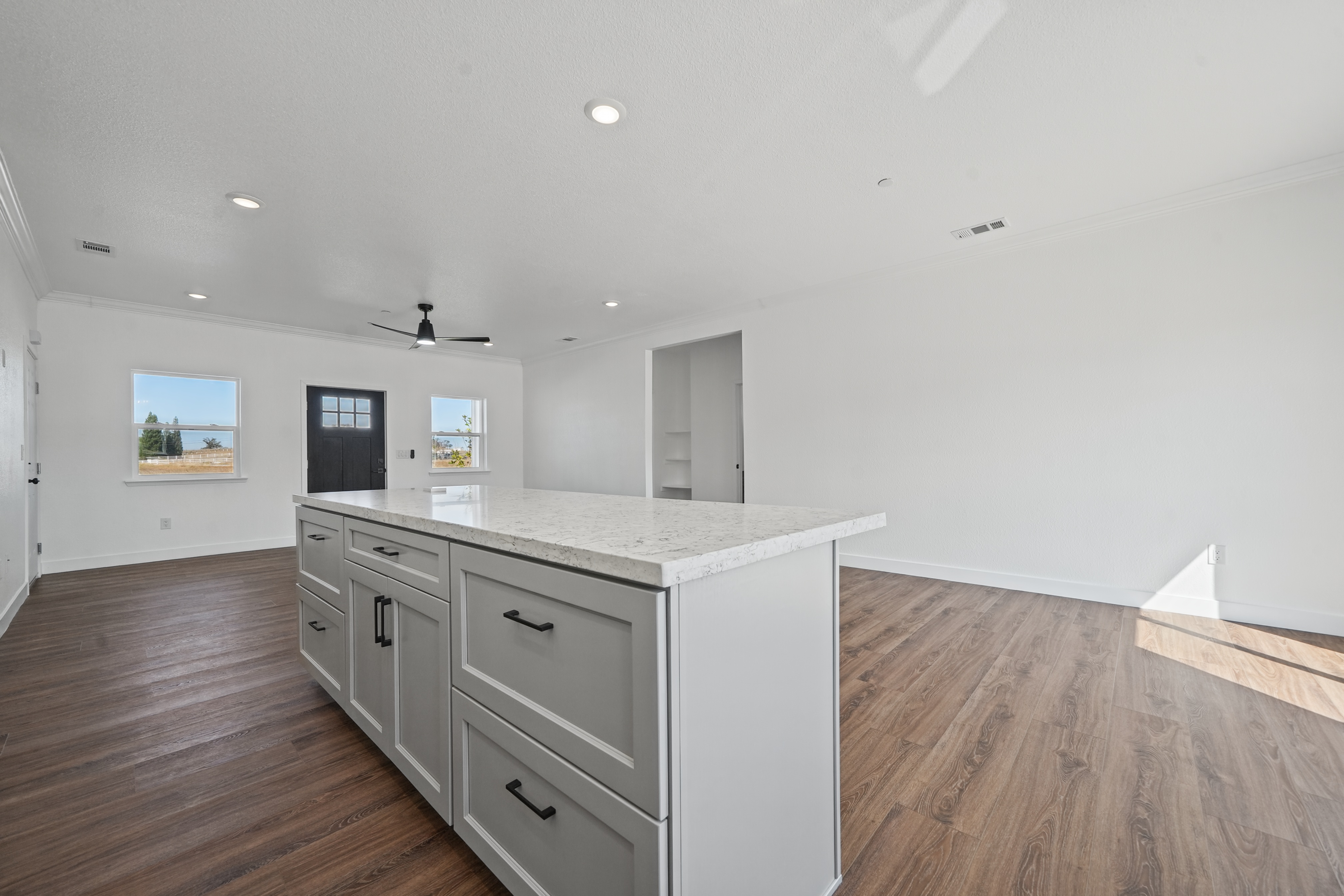  1986 Village Drive, Ione, CA 95640 - 物件實景