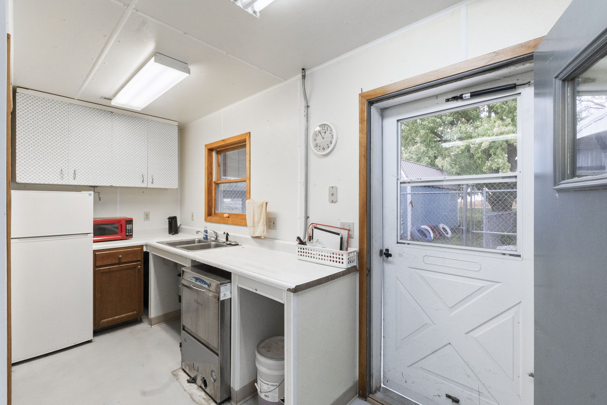 Clear Lake, Iowa, 50428, United States, 5 Bedrooms Bedrooms, ,3 BathroomsBathrooms,Residential,For Sale,1982765