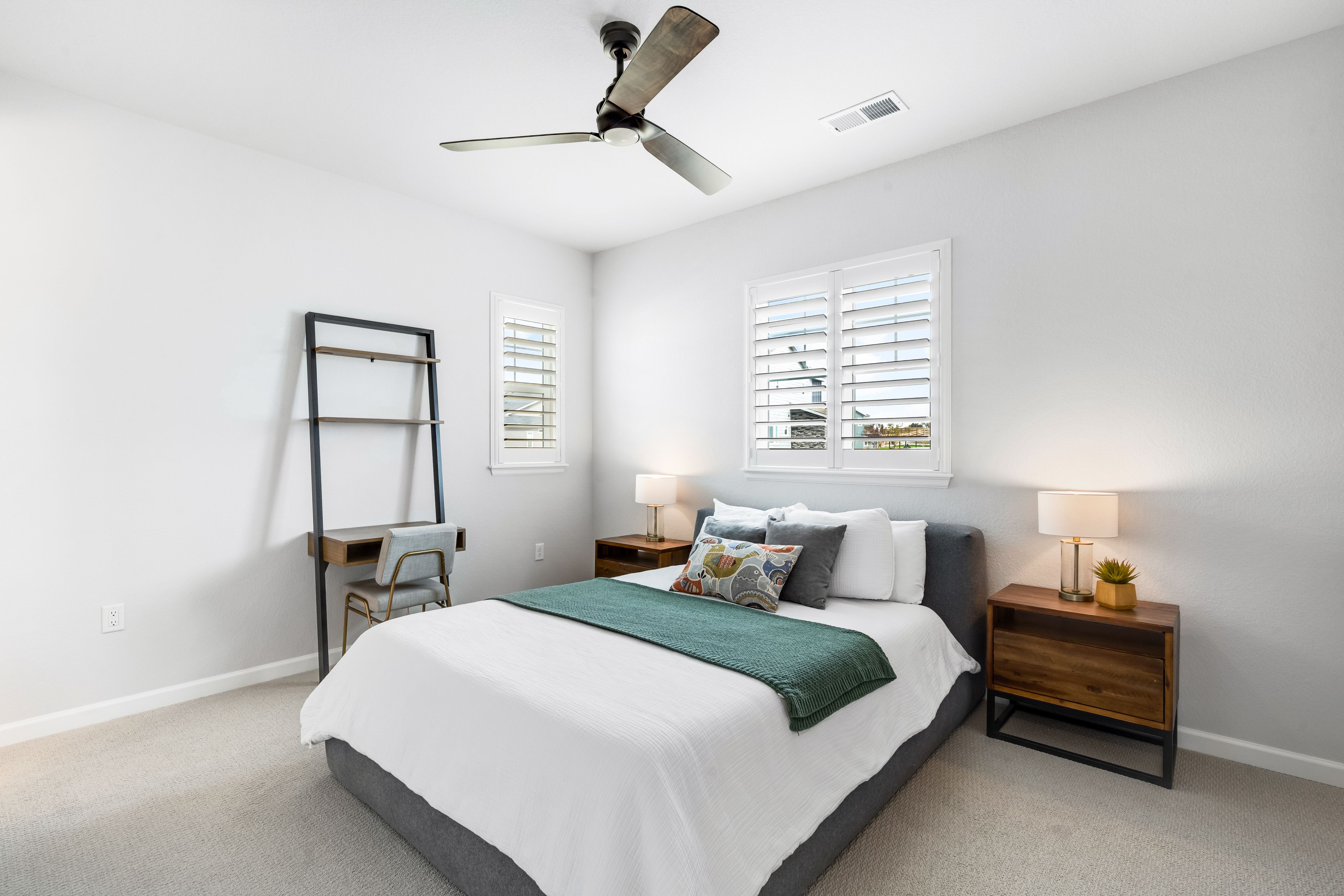  Exceptional Opportunity in Trails at Smoky Hill - 物件實景