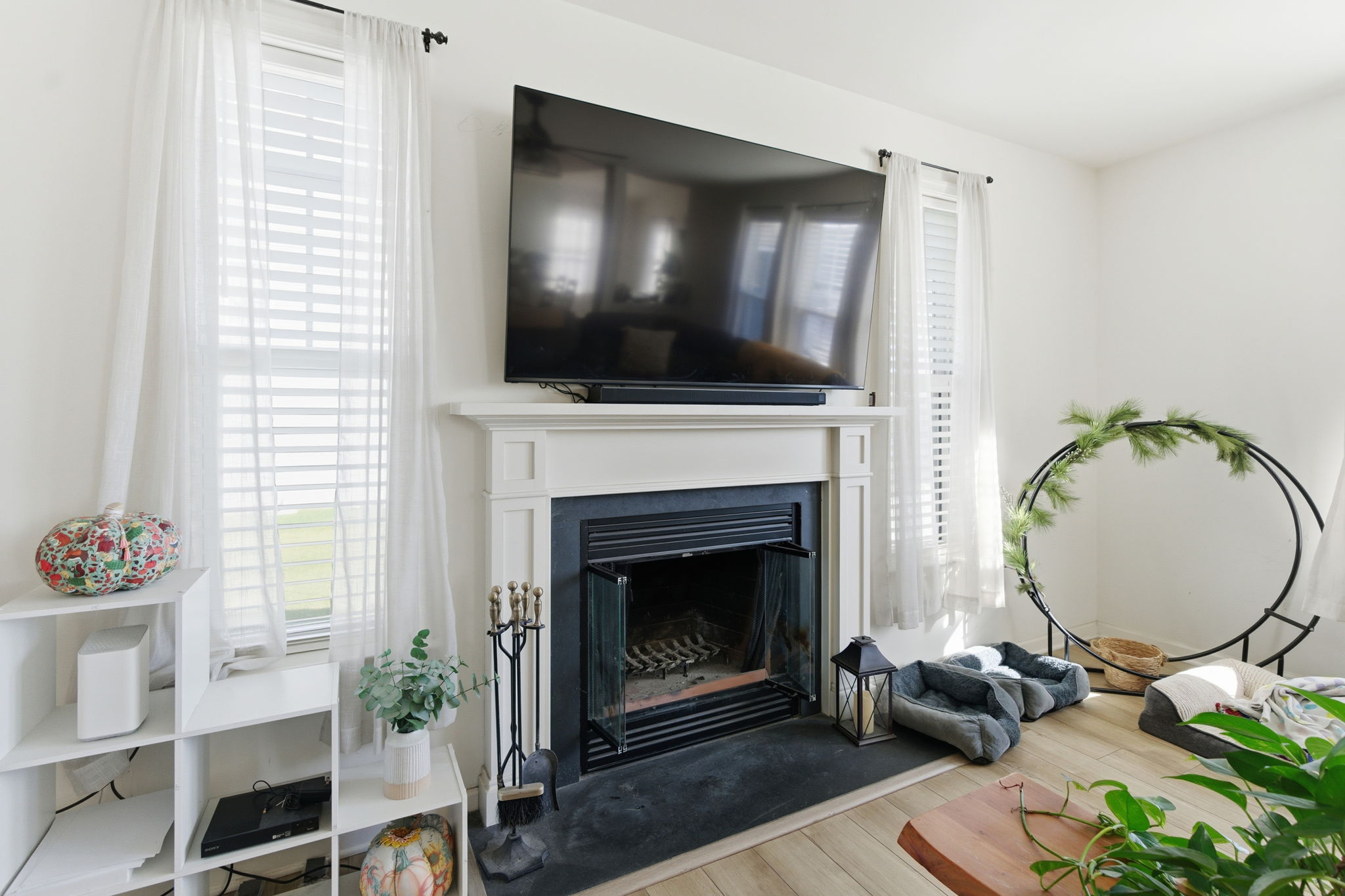 Gerrardstown, West Virginia, 25420, United States, 4 Bedrooms Bedrooms, ,Residential,For Sale,2002538