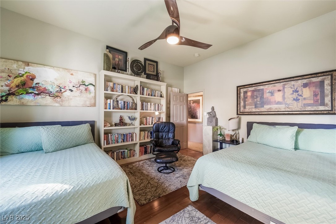 Las Vegas, Nevada, 89121, United States, 3 Bedrooms Bedrooms, ,3 BathroomsBathrooms,Residential,For Sale,1988957