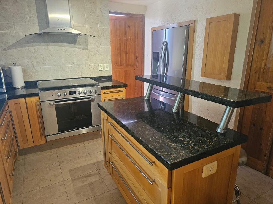 Crist?bal de Olid, Jiutepec, Morelos, 62564, Mexico, 4 Bedrooms Bedrooms, ,5 BathroomsBathrooms,Residential,For Sale,Crist?bal de Olid,1625302