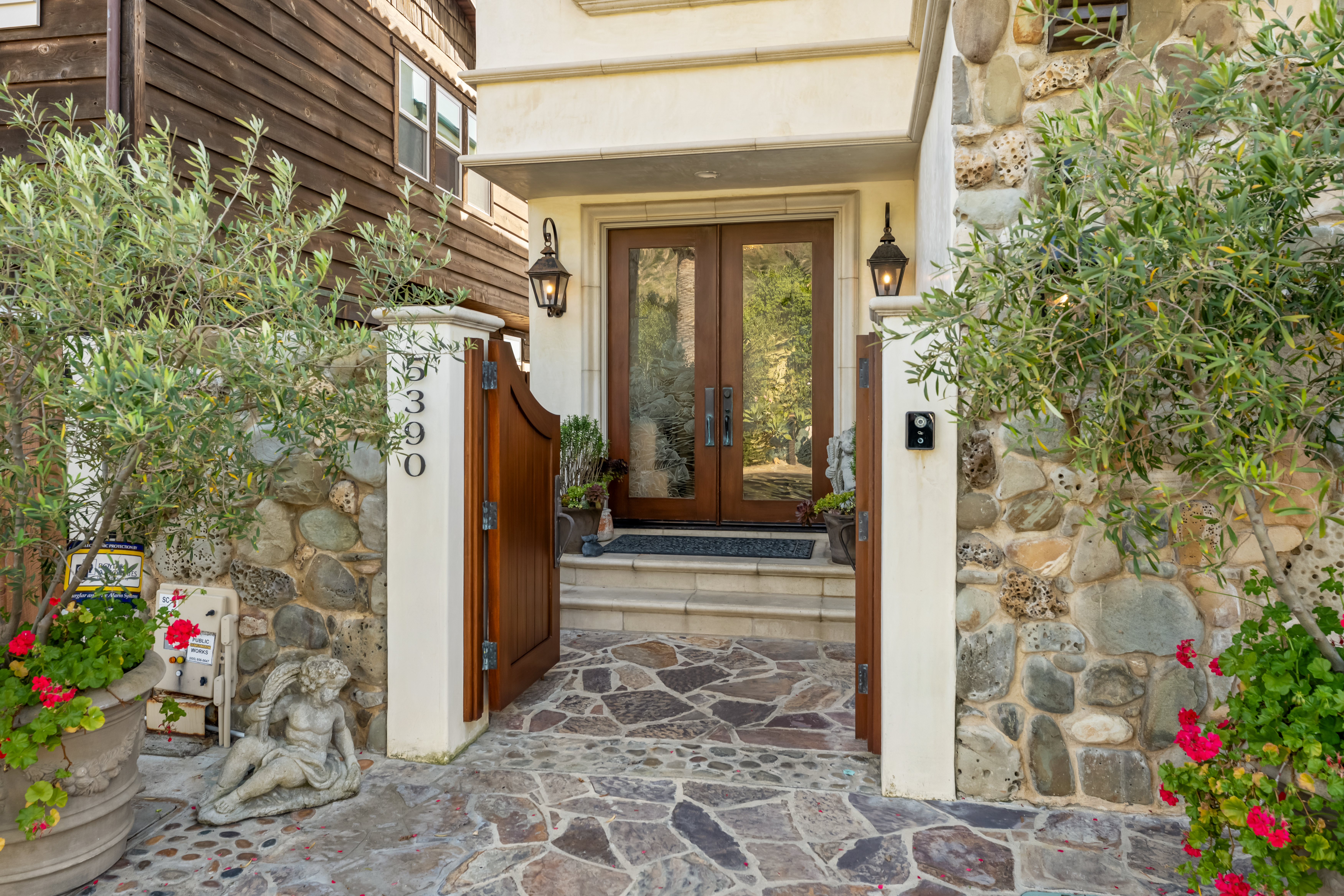  5390 Rincon Beach Park Drive, Ventura, CA 93001 - 物件實景