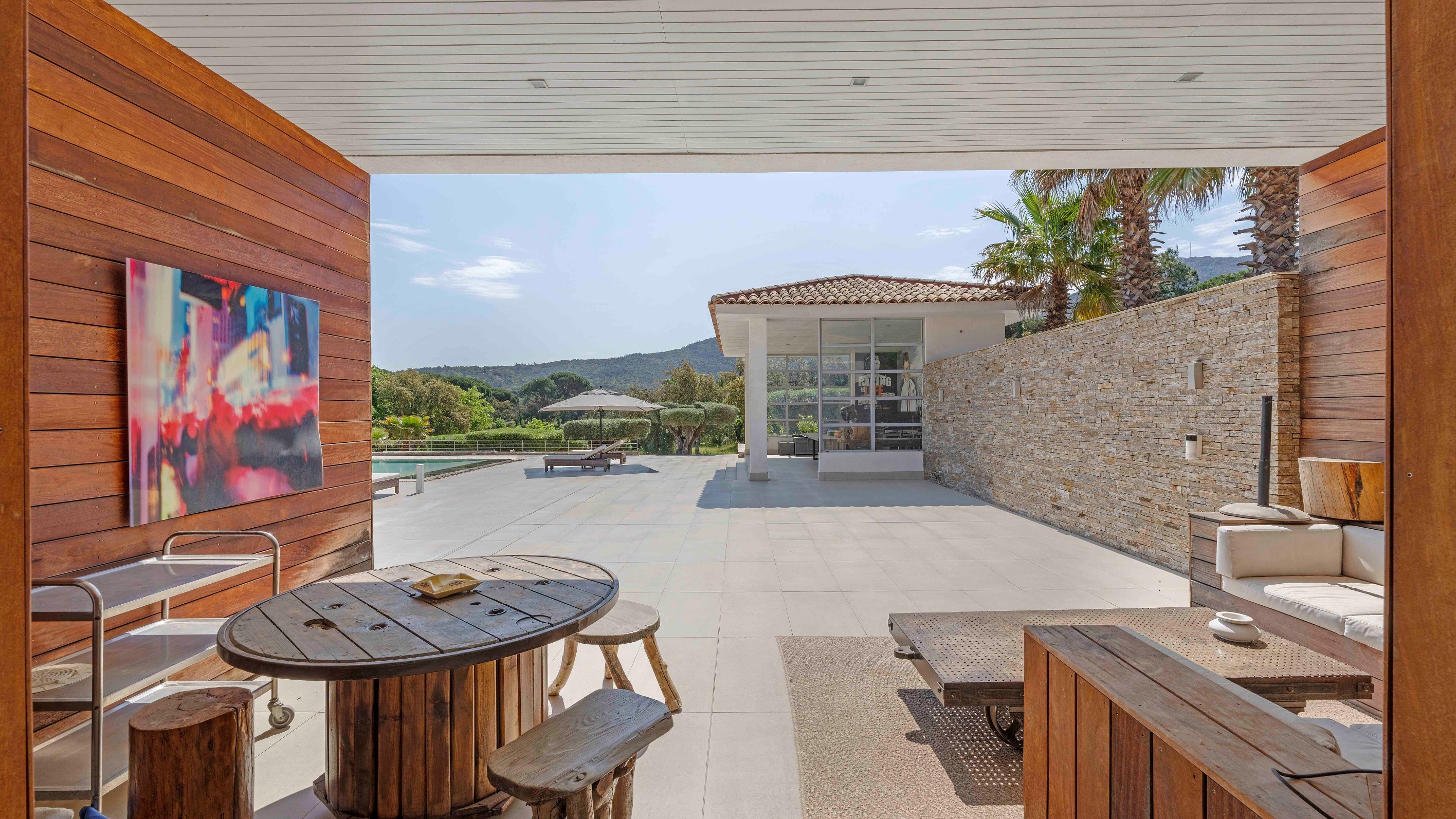  Spacious villa for sale in Plan de la Tour with countryside views and 4 garages - 物件實景
