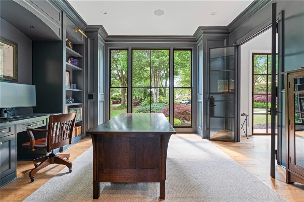Suwanee, Georgia, 30024, United States, 5 Bedrooms Bedrooms, ,6 BathroomsBathrooms,Residential,For Sale,1822969