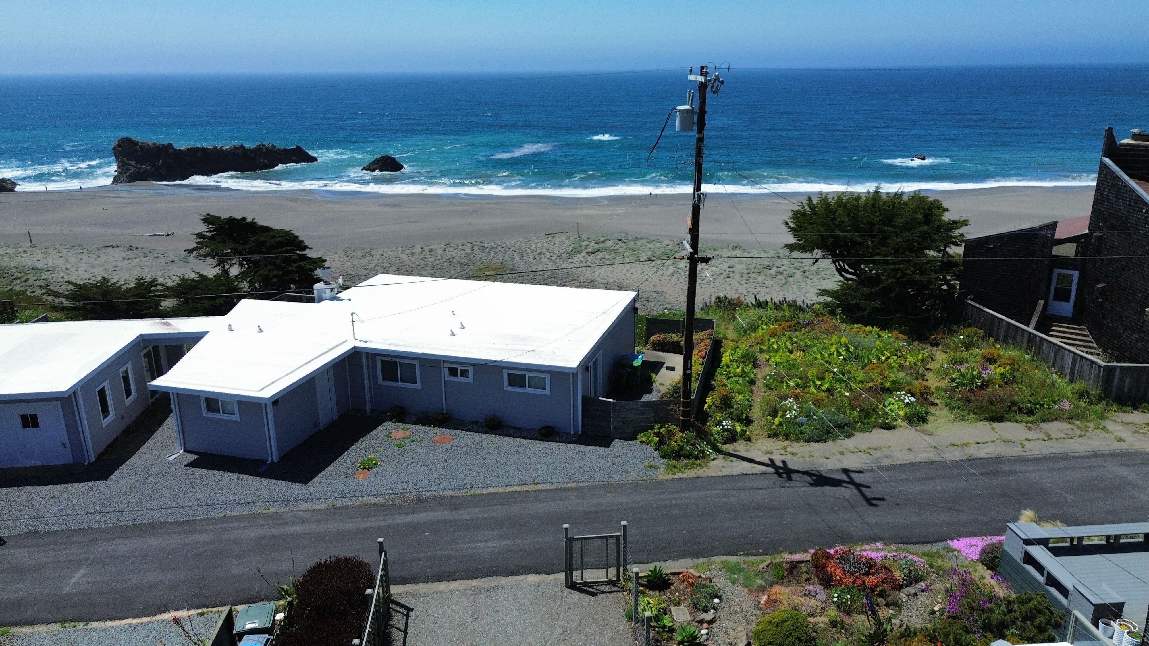  7036 Cliff Avenue, Bodega Bay, CA 94923 - 物件實景