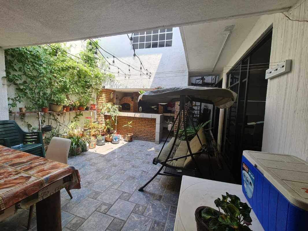Cto. de las Flores, Naucalpan de Juárez, Estado de México, 53130, Mexico, 3 Bedrooms Bedrooms, ,2 BathroomsBathrooms,Residential,For Sale,Cto. de las Flores,1440763