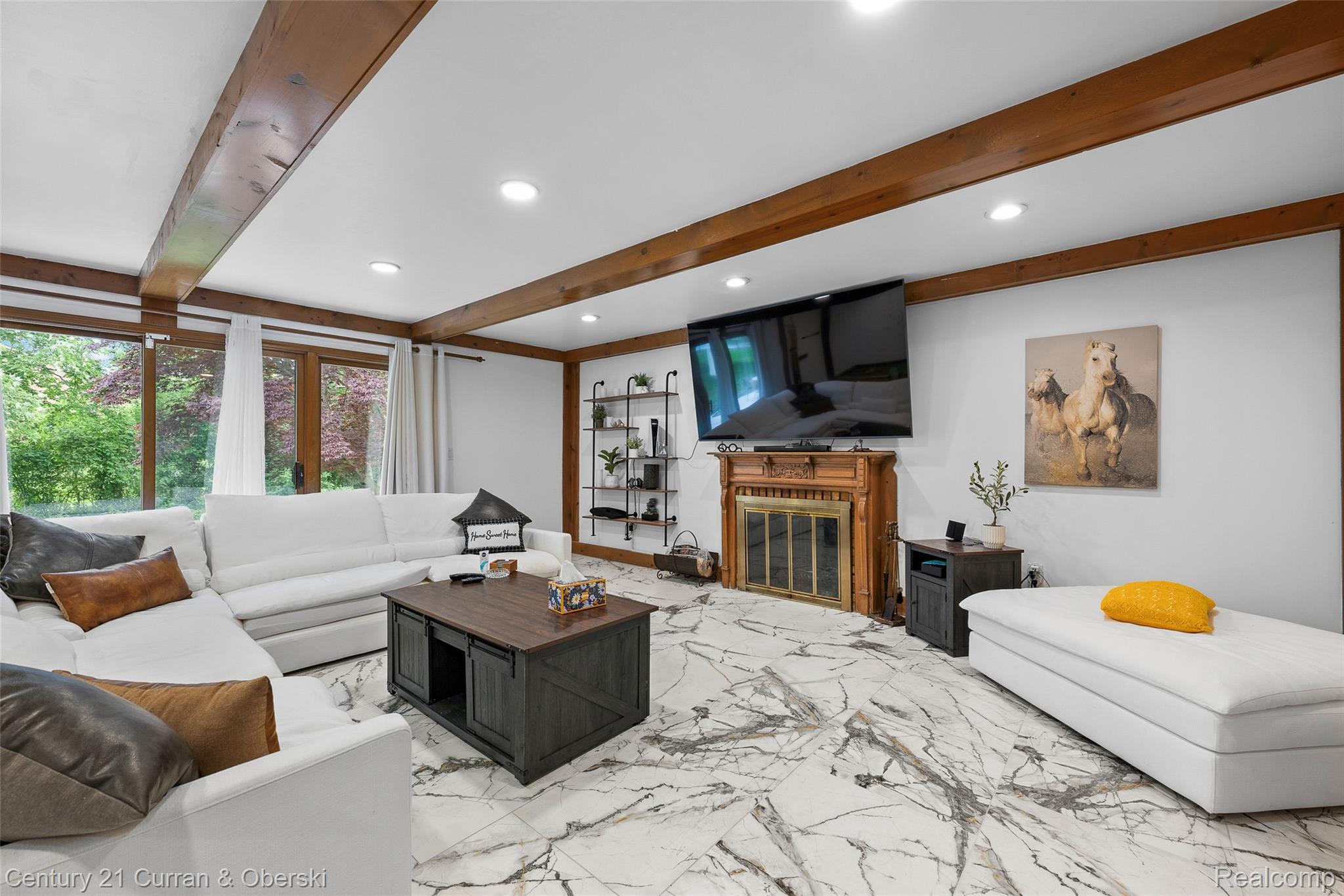 Farmington Hills, Michigan, 48331, United States, 4 Bedrooms Bedrooms, ,3 BathroomsBathrooms,Residential,For Sale,1976477