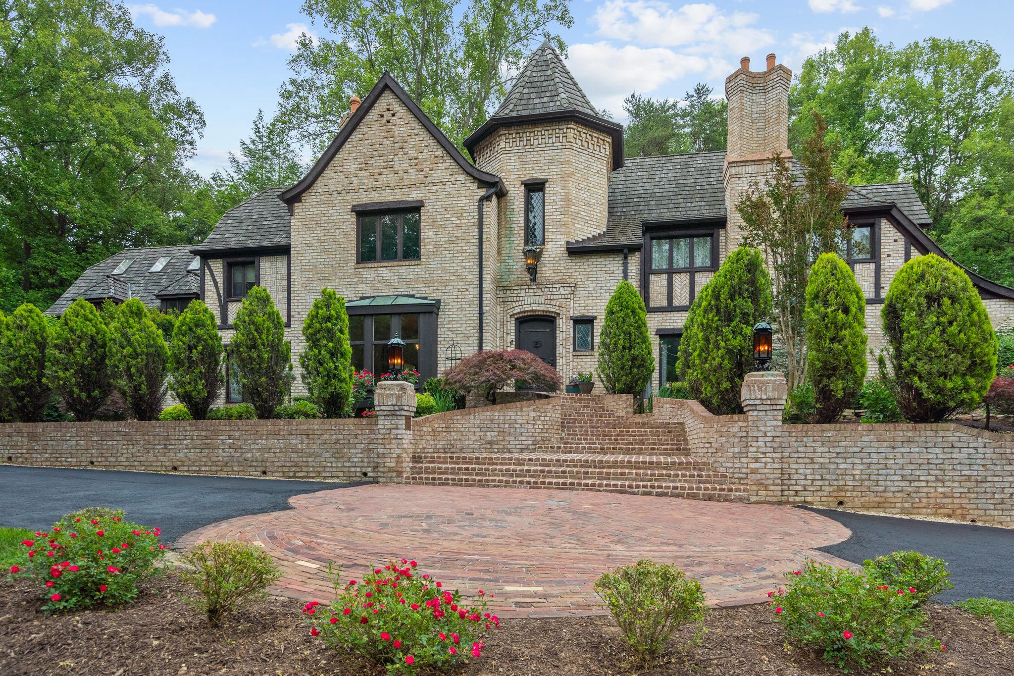  10217 Cedar Pond Drive, Vienna, VA, 22182 - 物件實景