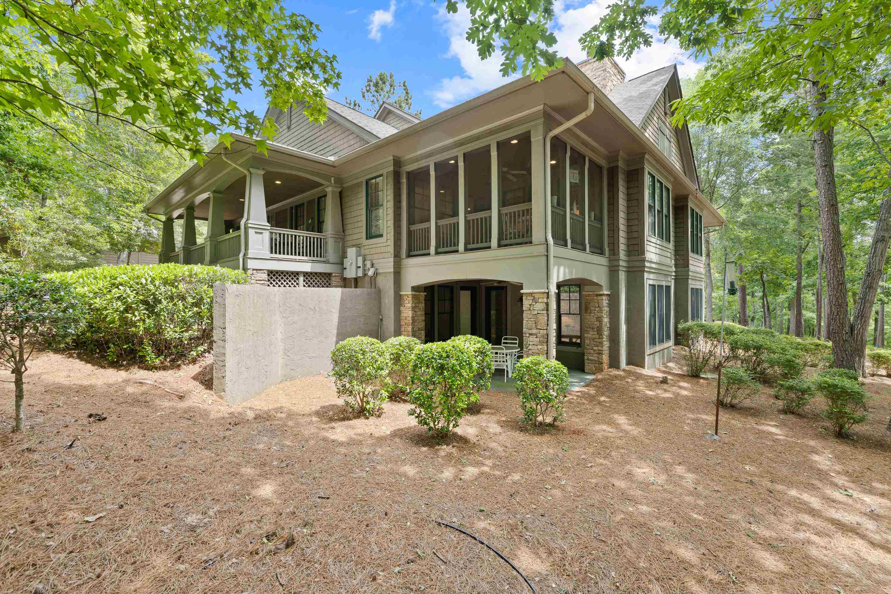 Greensboro, Georgia, 30642, United States, 3 Bedrooms Bedrooms, ,4 BathroomsBathrooms,Residential,For Sale,1829509