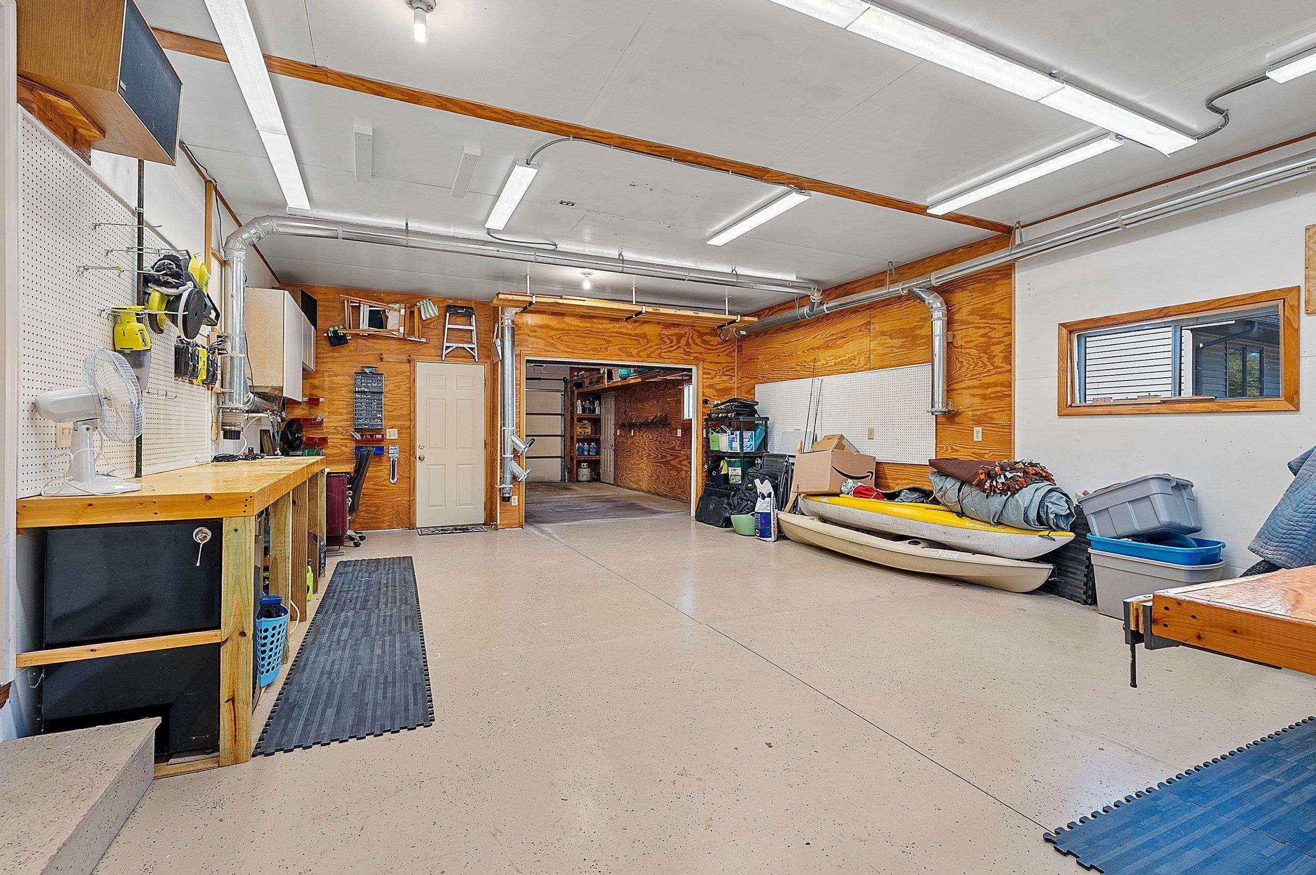GREEN BAY, Wisconsin, 54313, United States, 4 Bedrooms Bedrooms, ,4 BathroomsBathrooms,Residential,For Sale,2048613