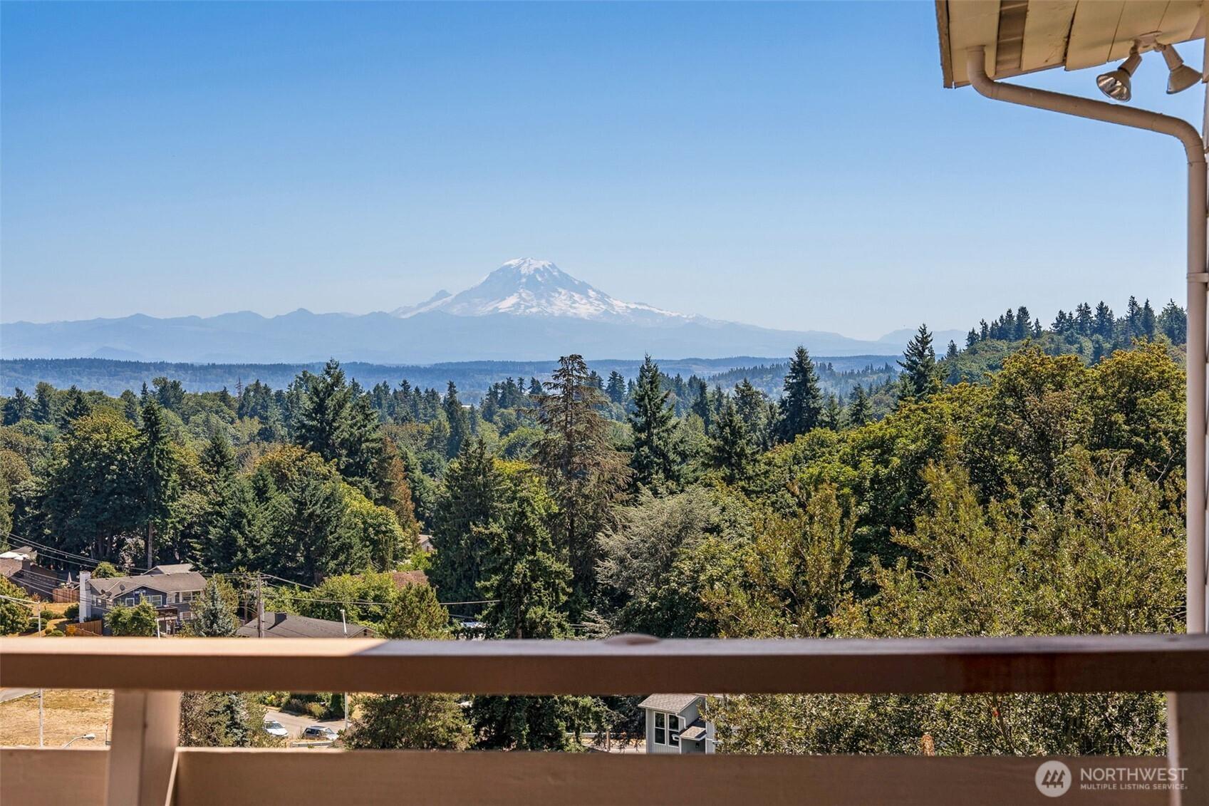 KENT, Washington, 98032, United States, 4 Bedrooms Bedrooms, ,3 BathroomsBathrooms,Residential,For Sale,1927250