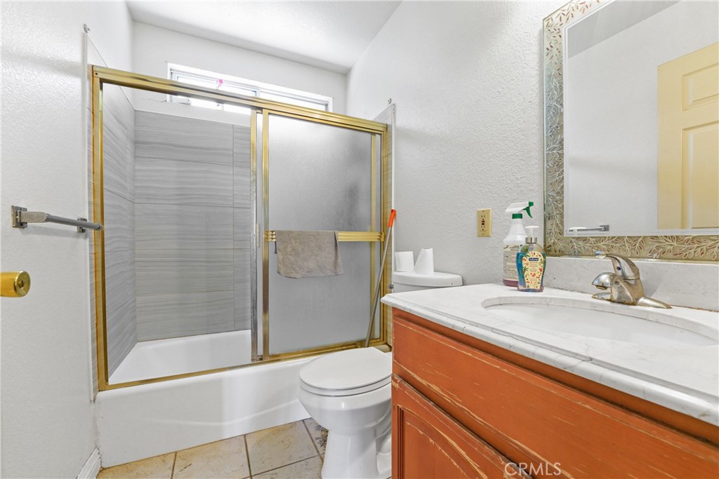 Los Angeles, California, 90032, United States, ,Residential,For Sale,1810612