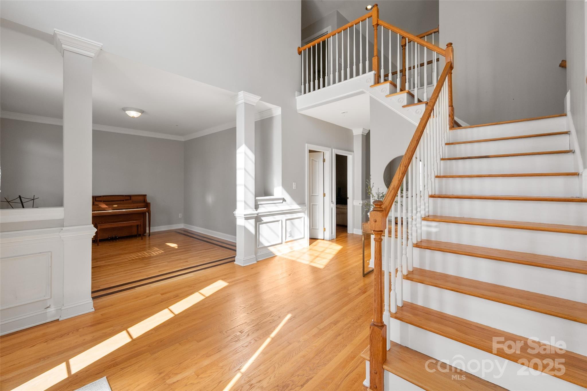 Matthews, North Carolina, 28104, United States, 4 Bedrooms Bedrooms, ,4 BathroomsBathrooms,Residential,For Sale,1989283