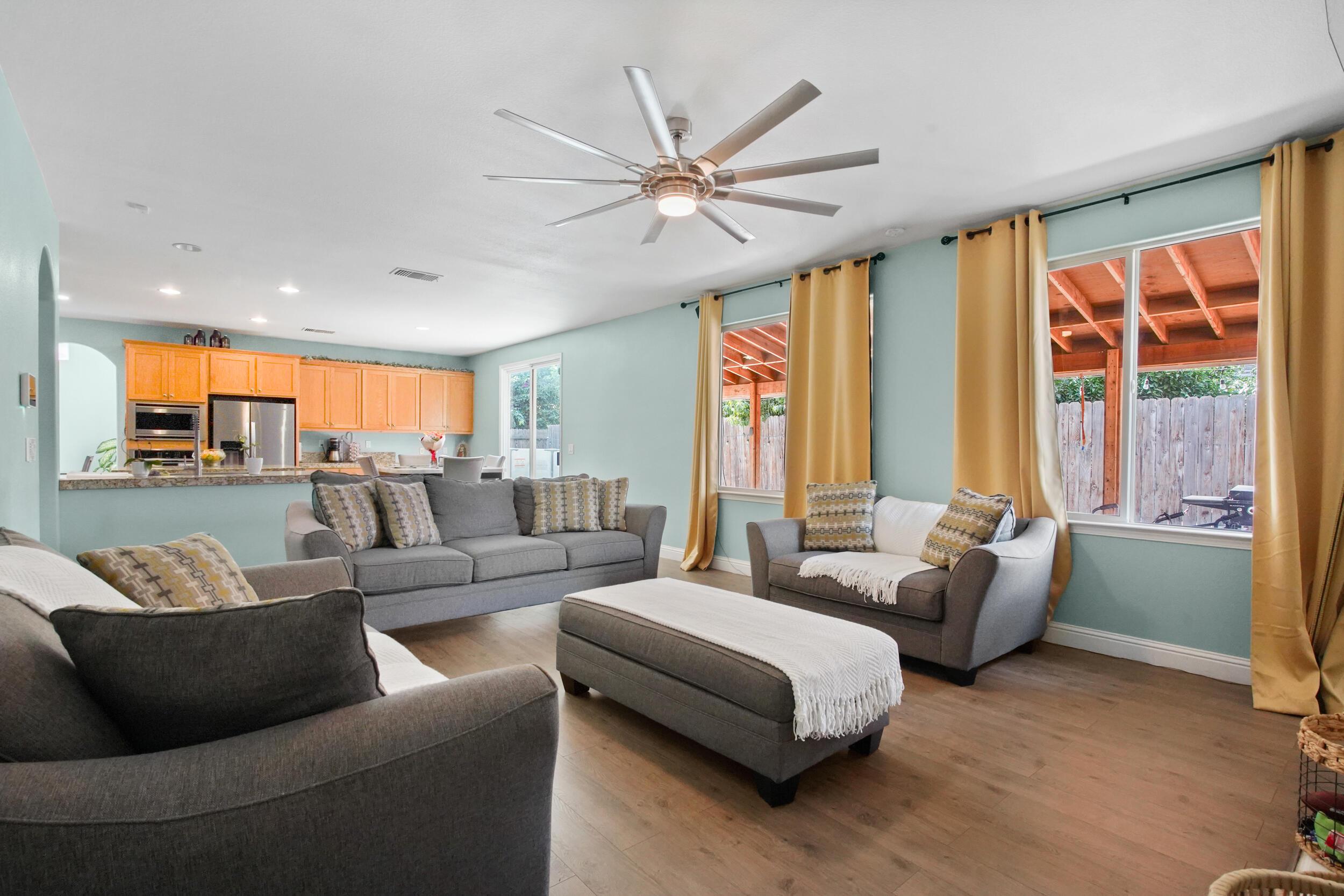 Porterville, California, 93257, United States, 5 Bedrooms Bedrooms, ,3 BathroomsBathrooms,Residential,For Sale,1983306